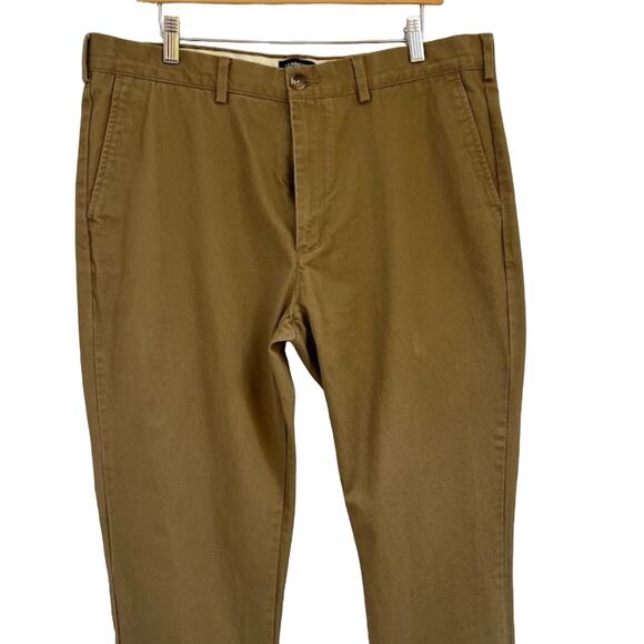 Lands End Tailored Fit Flat Front Dark Khaki / Brown Chinos Size 38 x 30 - Picture 1 of 9
